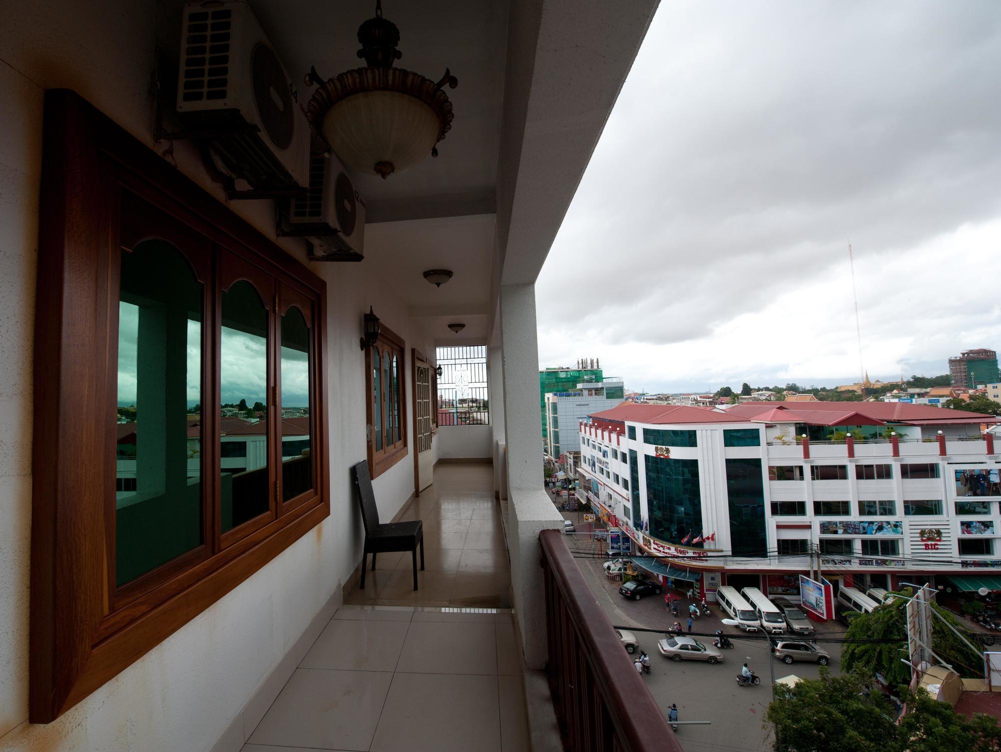 Wei Si Deng Hotel & Restaurant 金边 外观 照片