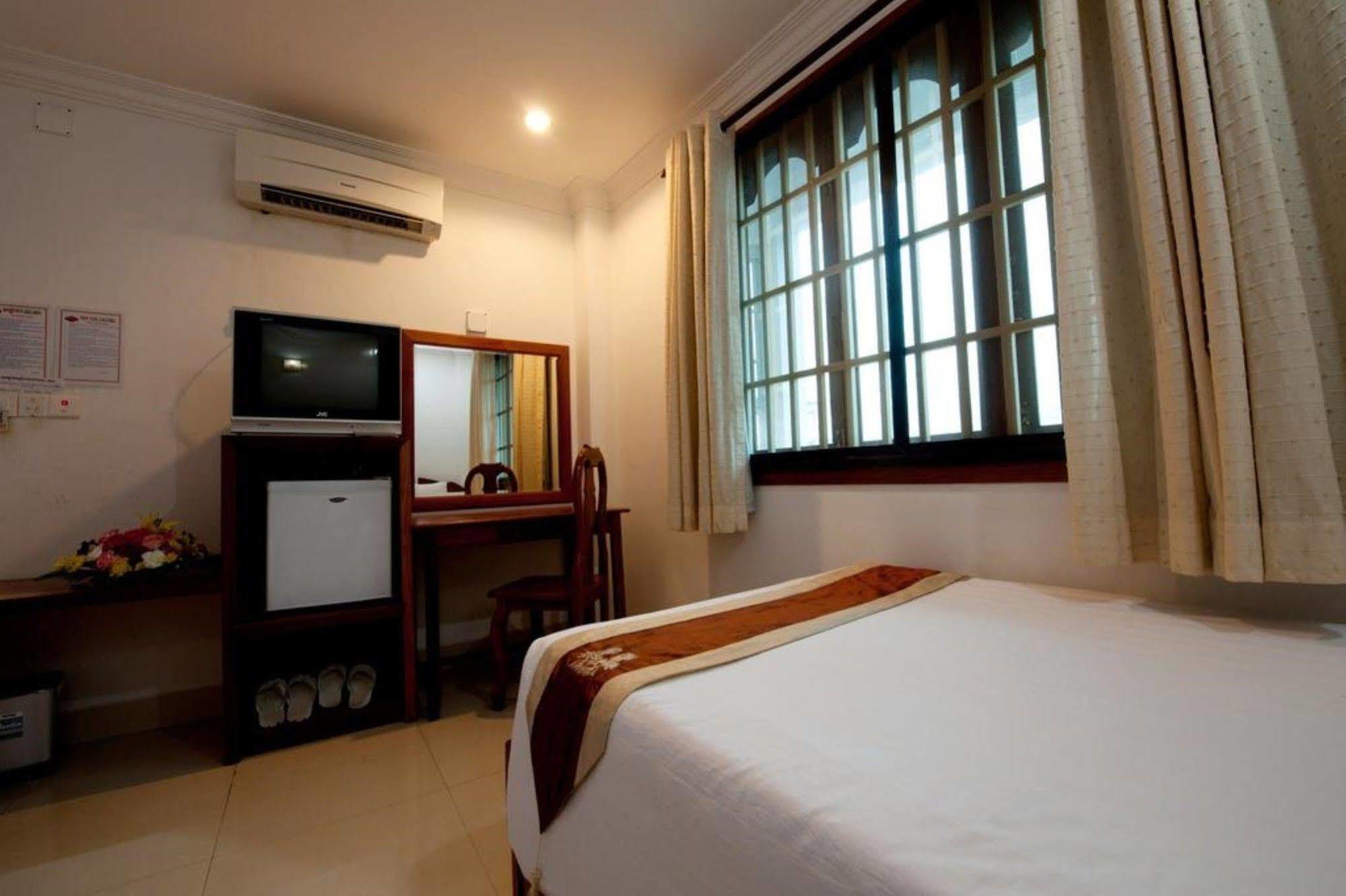 Wei Si Deng Hotel & Restaurant 金边 外观 照片