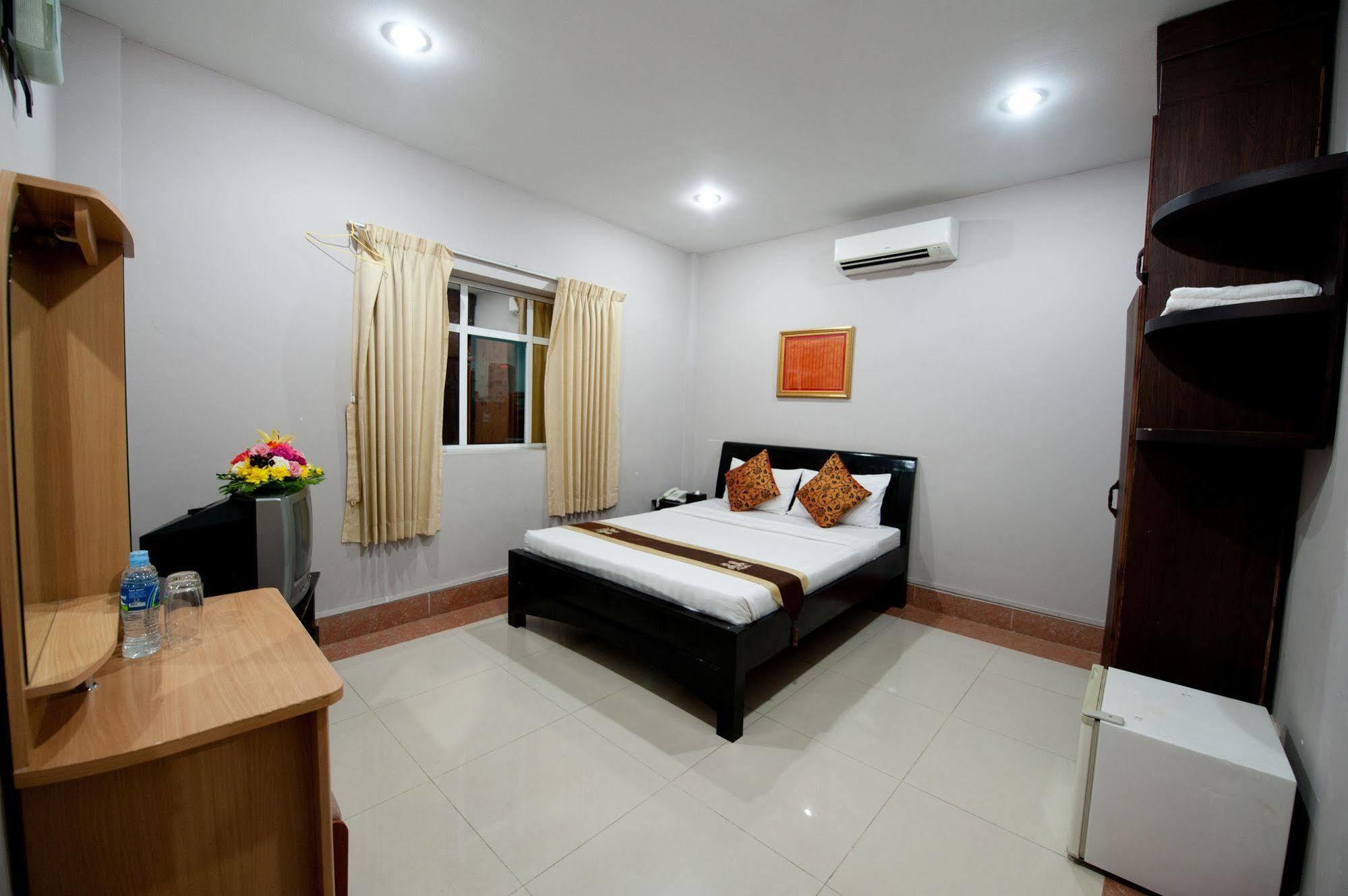 Wei Si Deng Hotel & Restaurant 金边 外观 照片