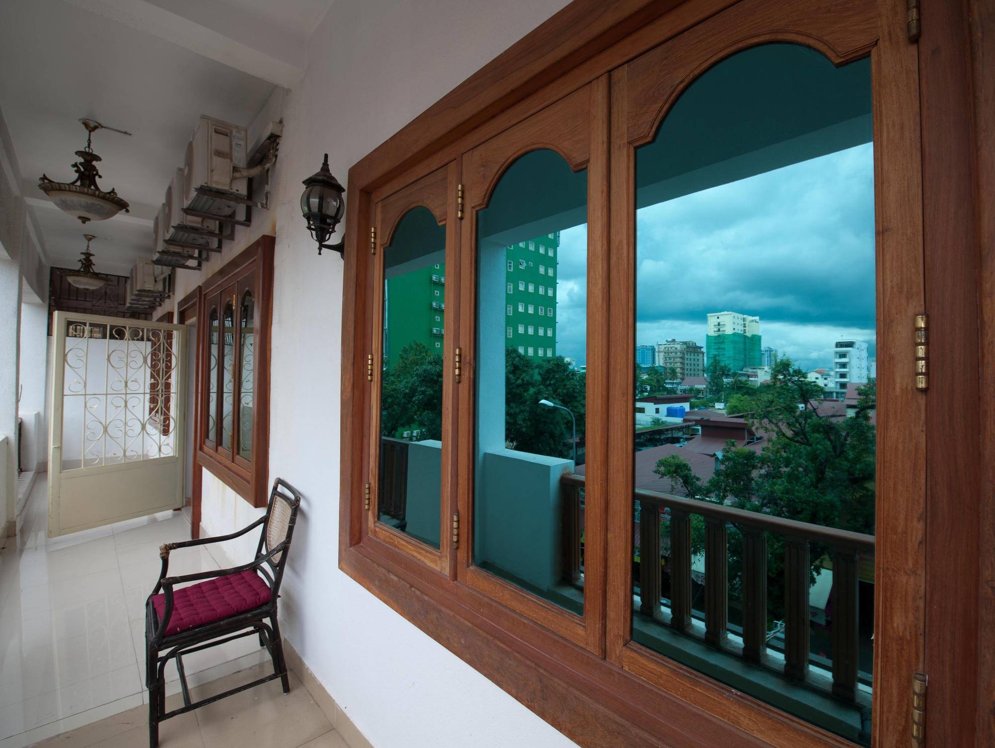 Wei Si Deng Hotel & Restaurant 金边 外观 照片