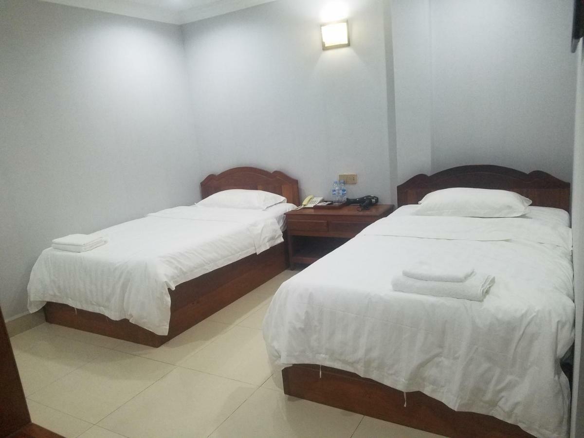 Wei Si Deng Hotel & Restaurant 金边 外观 照片